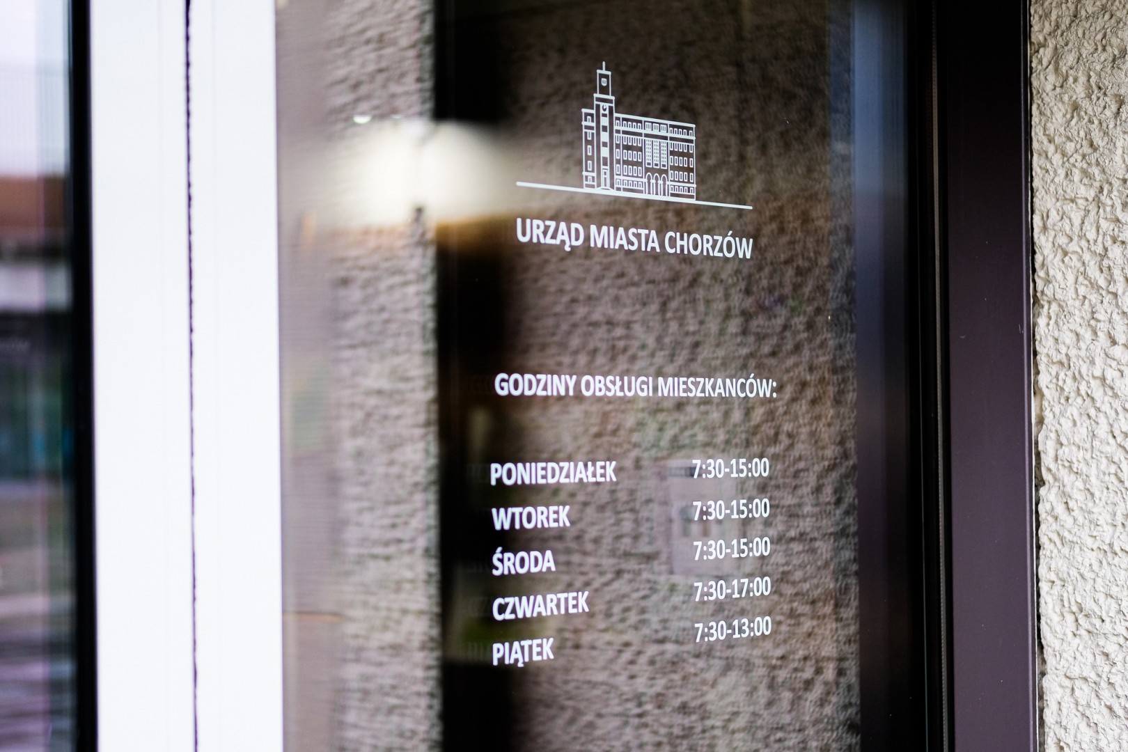 Budynek Urzędu Miasta Chorzów z lotu ptaka